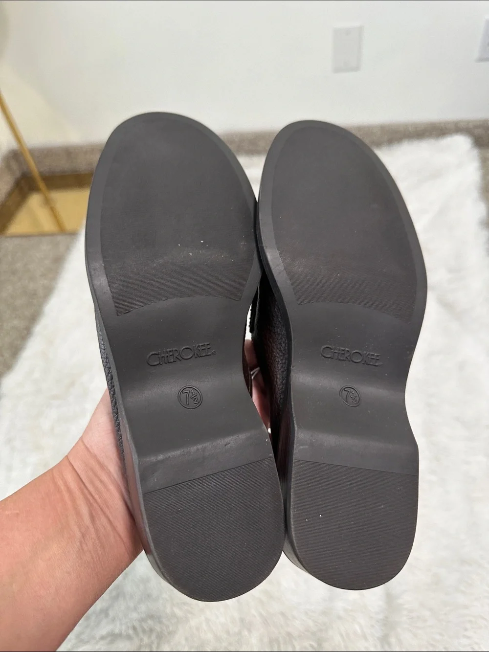 🥕 NWT CHEROKEE Leather Loafer